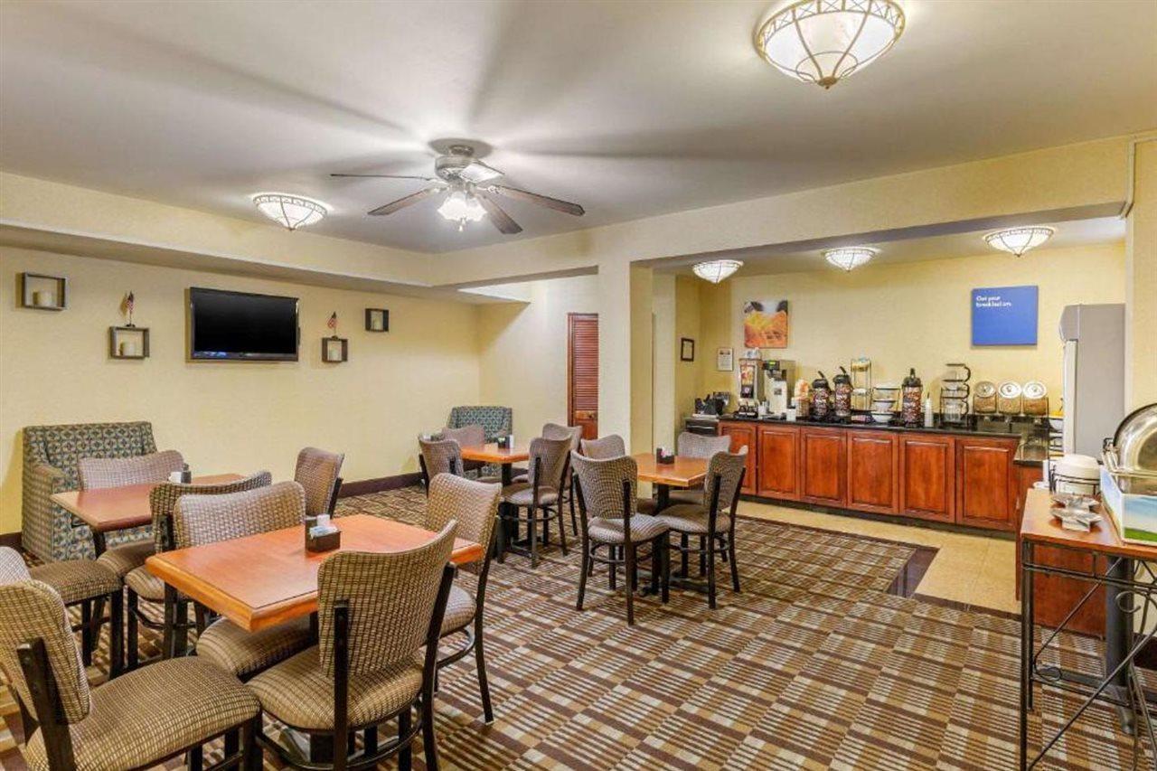 Comfort Inn Red Horse Frederick Buitenkant foto