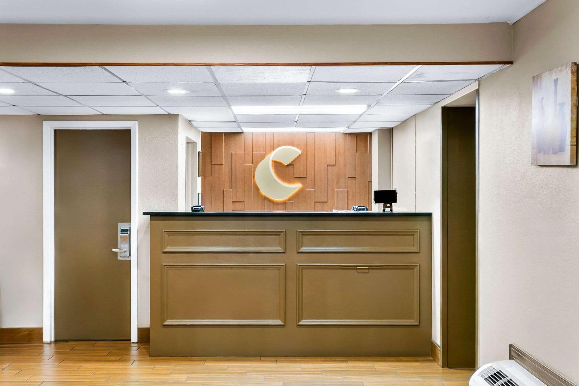 Comfort Inn Red Horse Frederick Buitenkant foto